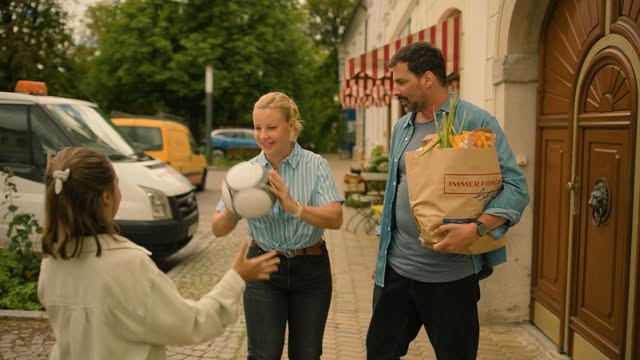 Die Liesl von der Post – Jugendsünden, street scene